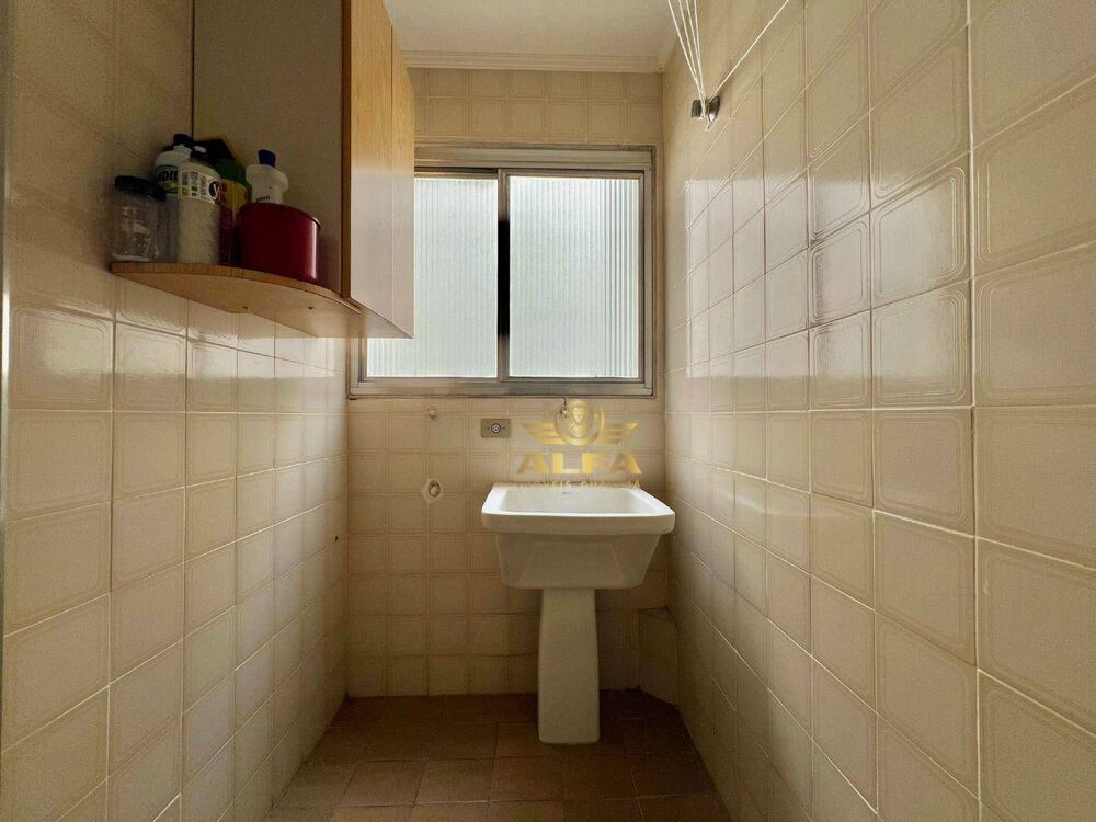 Apartamento à venda com 2 quartos, 75m² - Foto 11