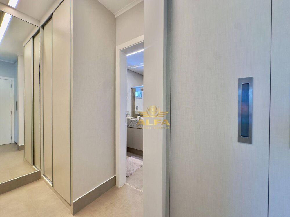 Apartamento à venda com 4 quartos, 201m² - Foto 22