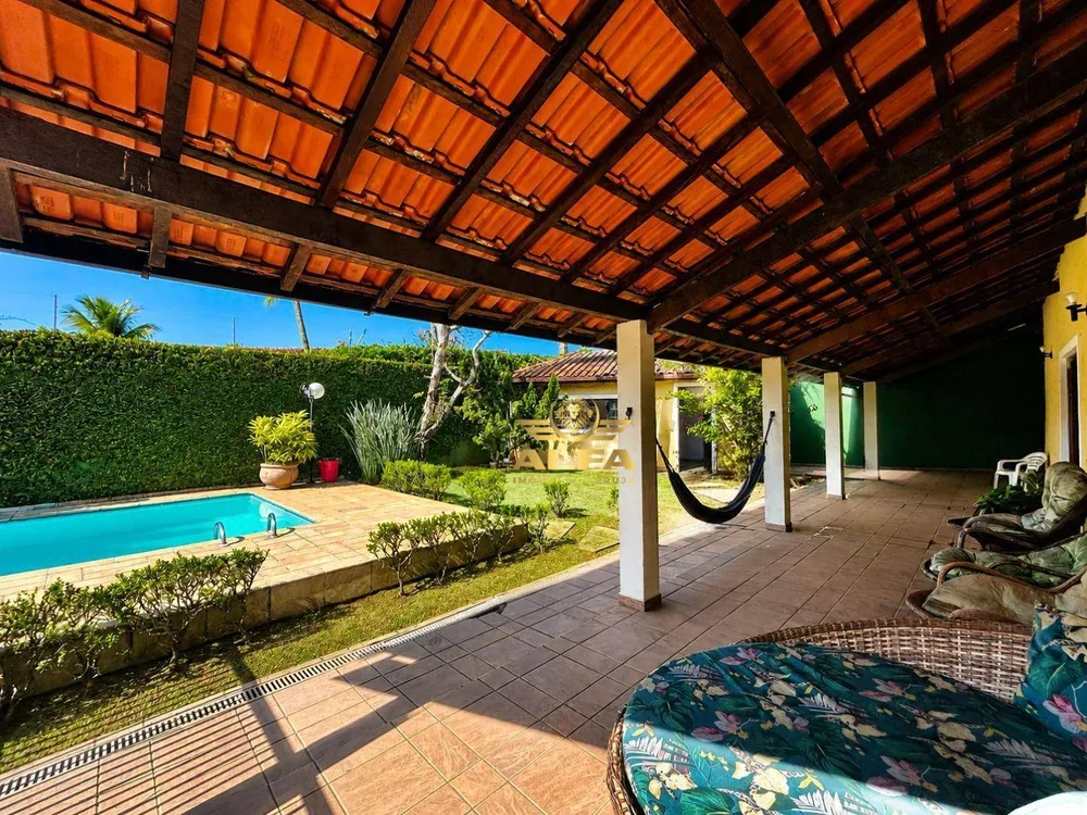 Casa, 5 quartos, 330 m² - Foto 2