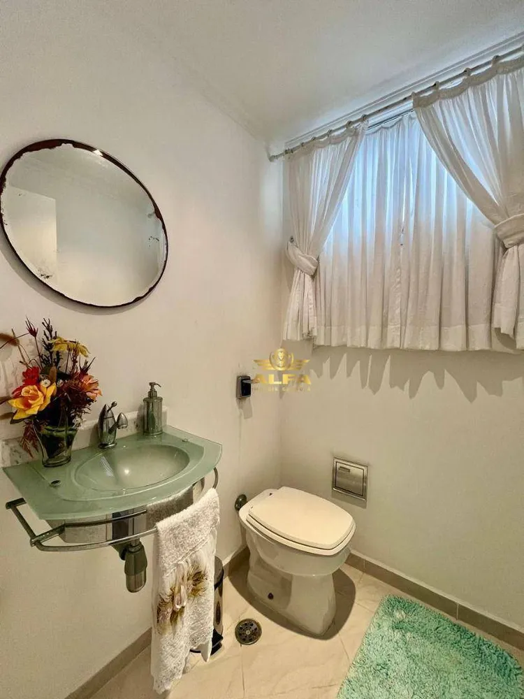Apartamento, 3 quartos, 196 m² - Foto 1
