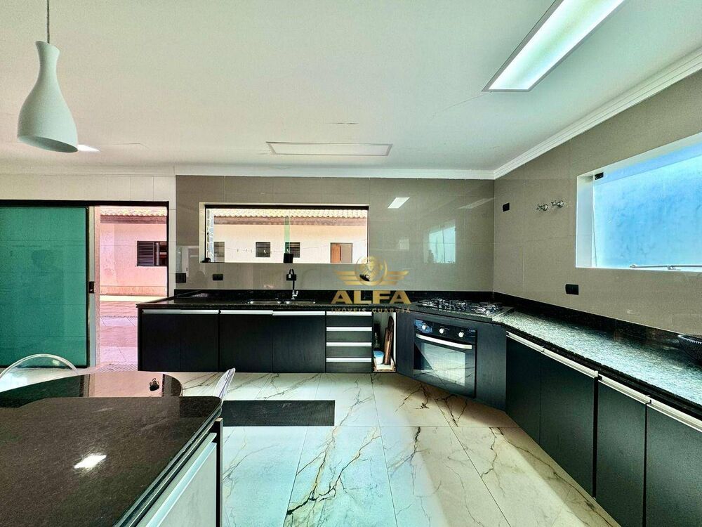Casa à venda com 5 quartos, 500m² - Foto 3