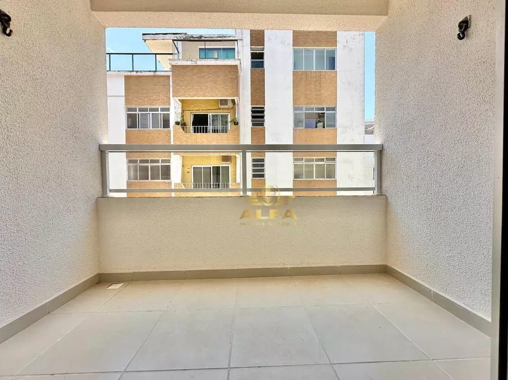 Apartamento à venda com 2 quartos, 70m² - Foto 4