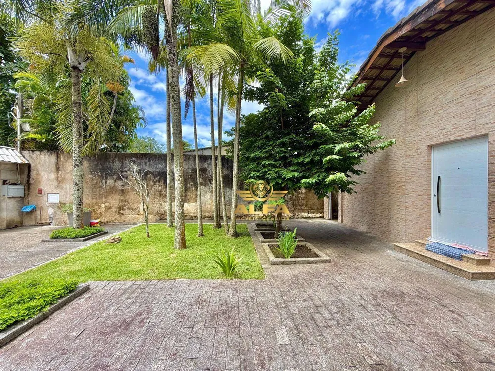 Casa, 7 quartos, 234 m² - Foto 2