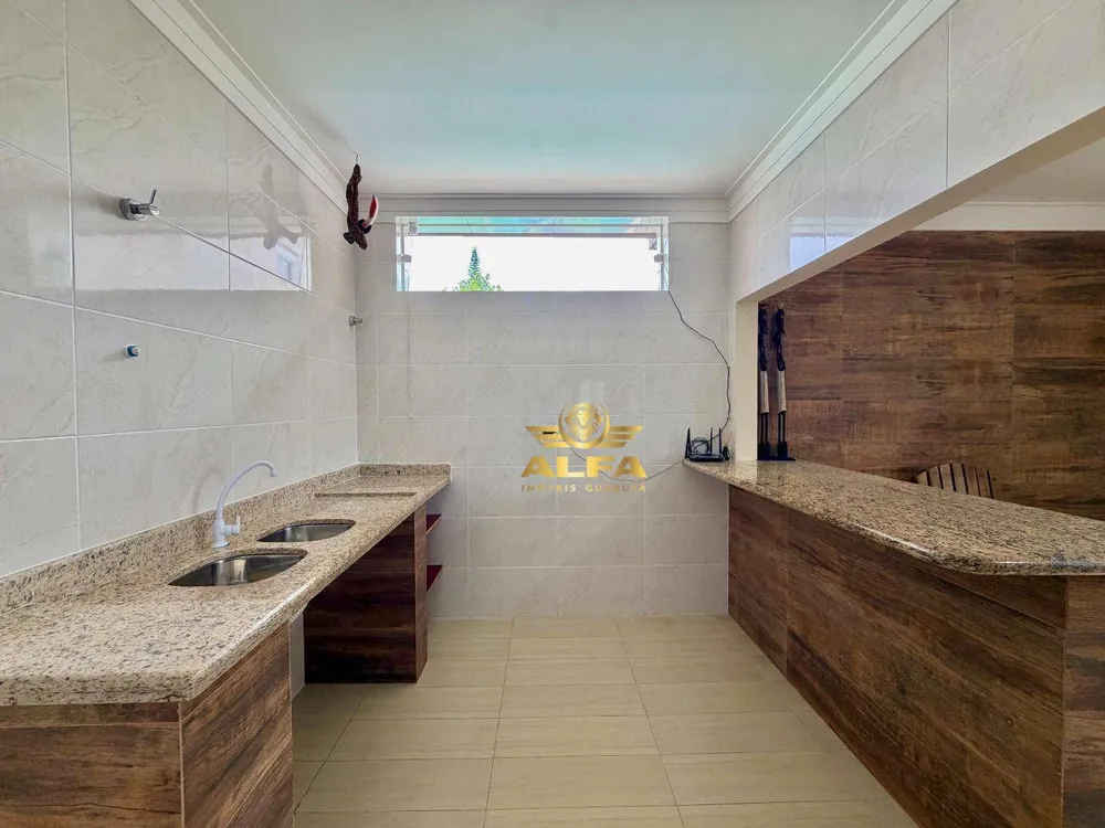 Casa, 7 quartos, 234 m² - Foto 3
