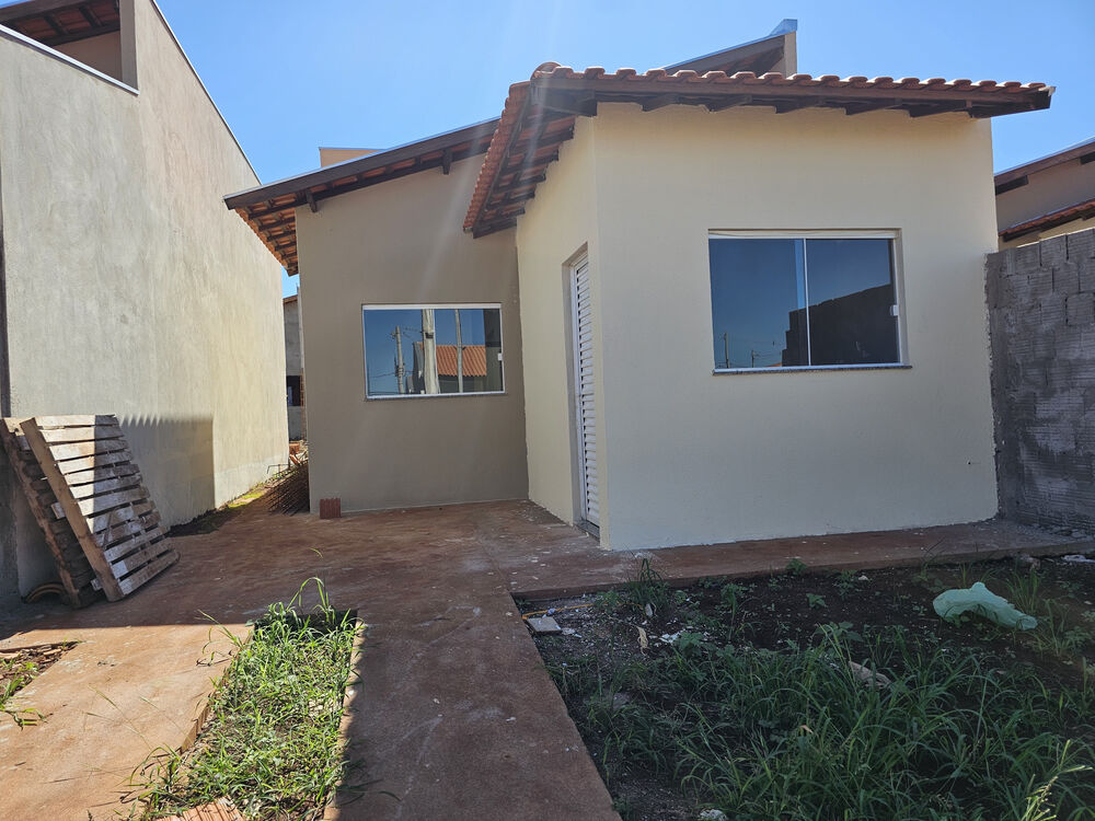 Casa, 2 quartos, 52 m² - Foto 1