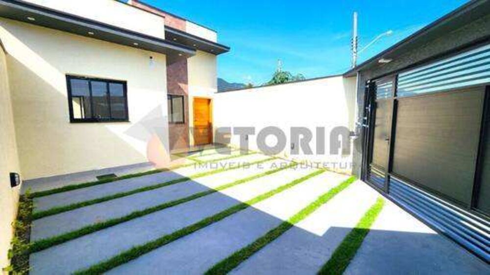 Casa à venda com 2 quartos, 70m² - Foto 2