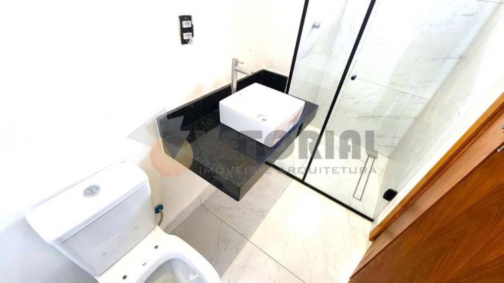 Casa à venda com 2 quartos, 70m² - Foto 17