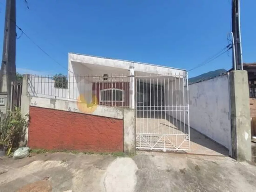 Casa à venda com 2 quartos, 182m² - Foto 2