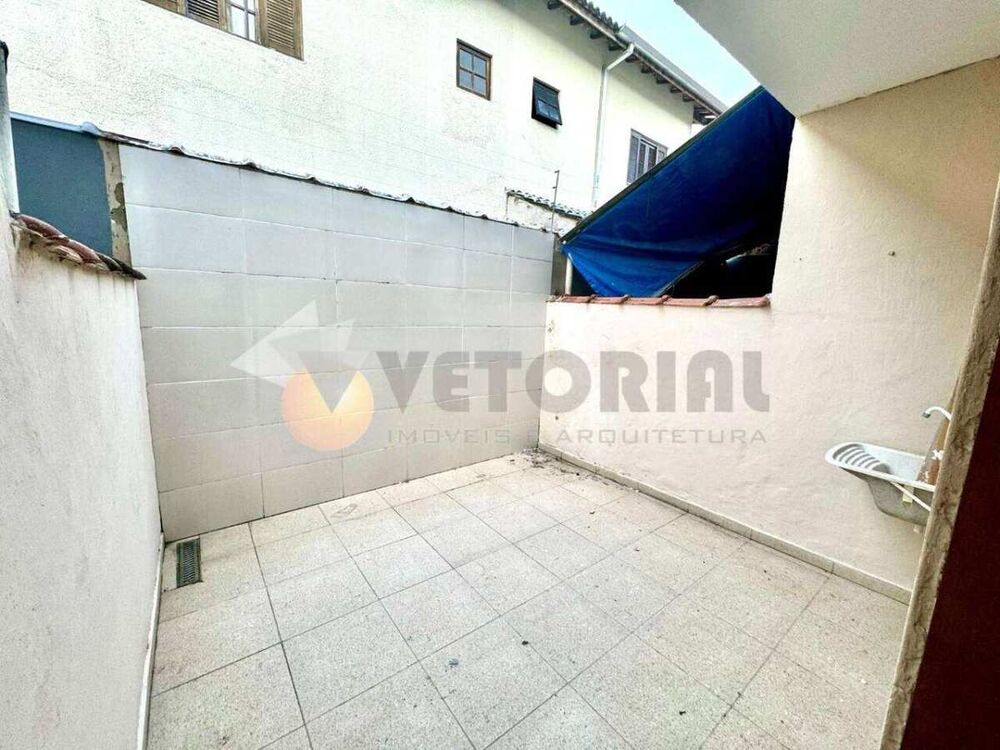 Sobrado à venda com 2 quartos, 75m² - Foto 17