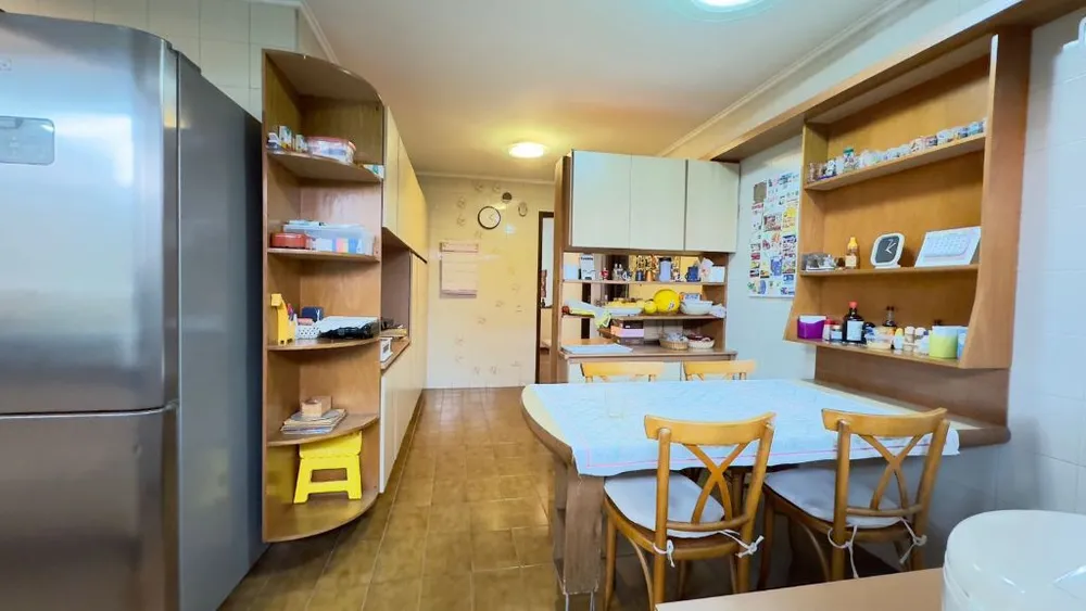 Casa, 3 quartos, 240 m² - Foto 9