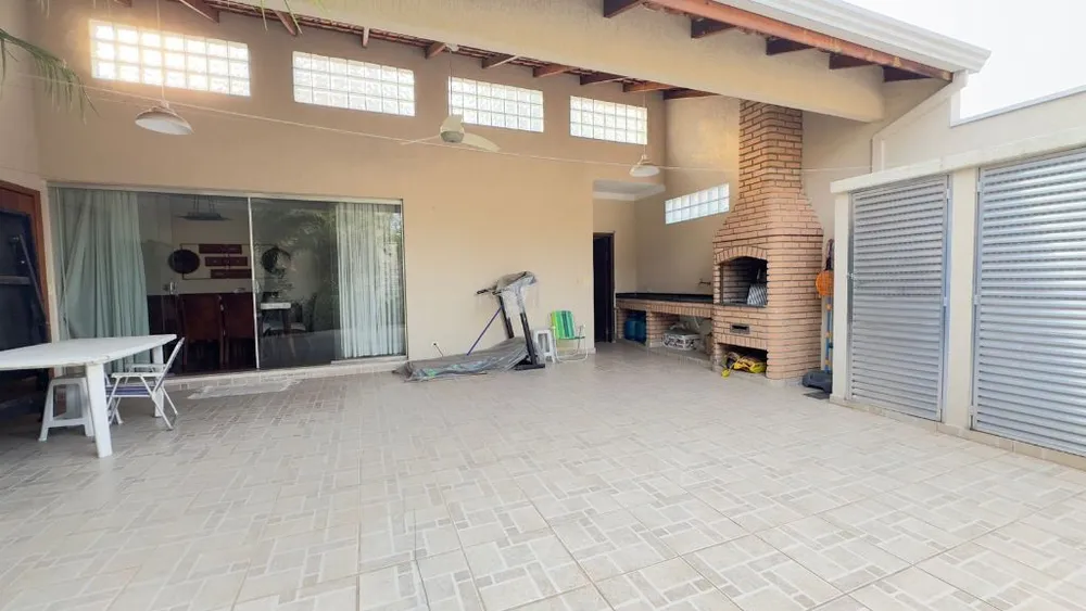 Casa, 3 quartos, 240 m² - Foto 3