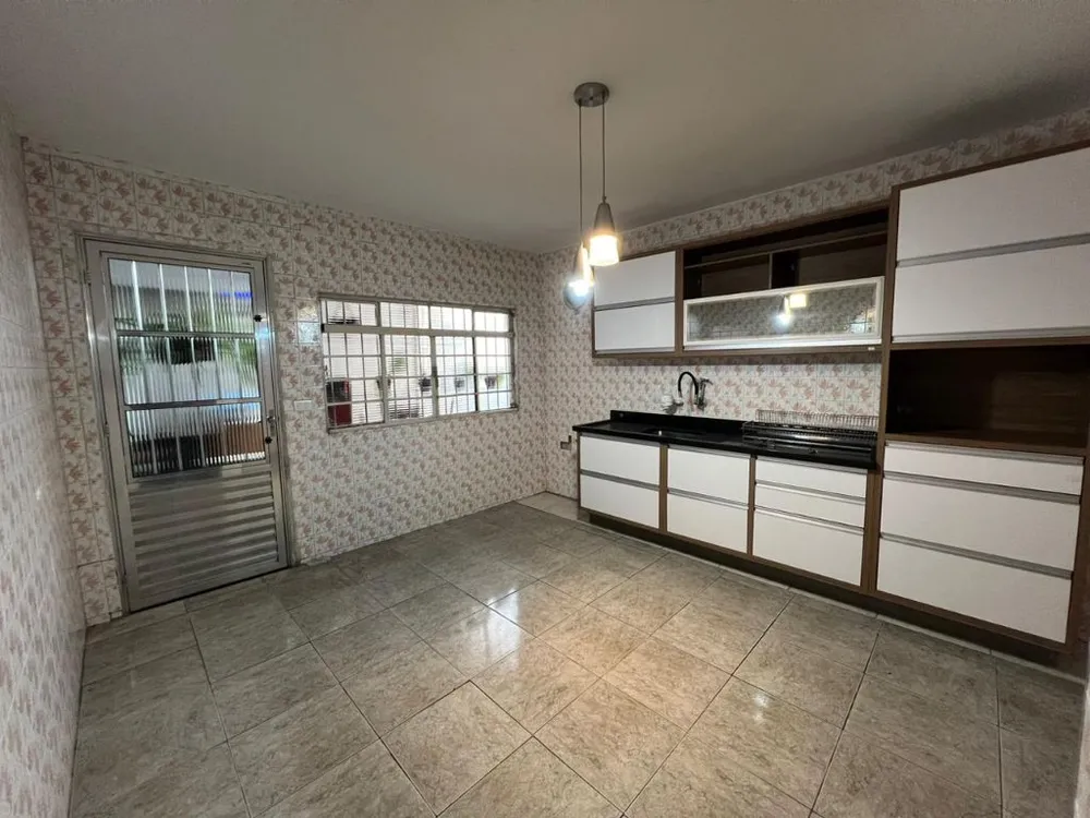 Casa, 6 quartos, 252 m² - Foto 1