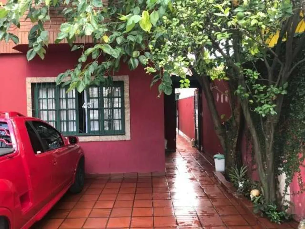 Casa, 3 quartos, 247 m² - Foto 1