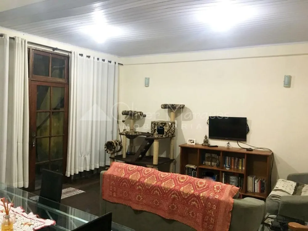Sobrado, 3 quartos, 221 m² - Foto 1