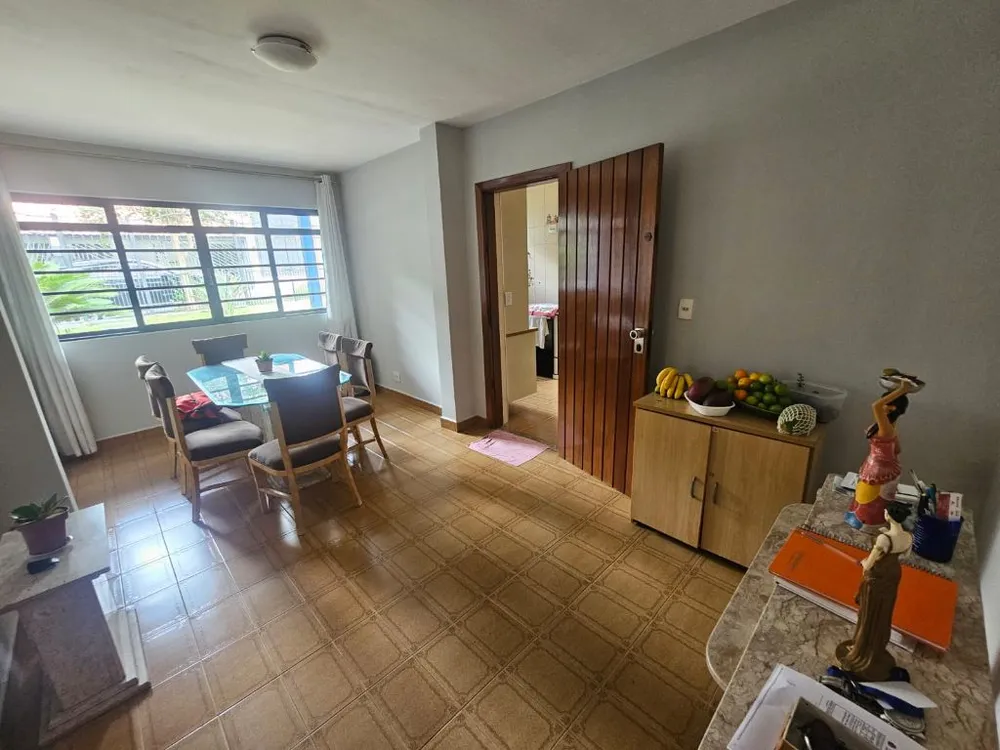 Casa, 4 quartos, 285 m² - Foto 1