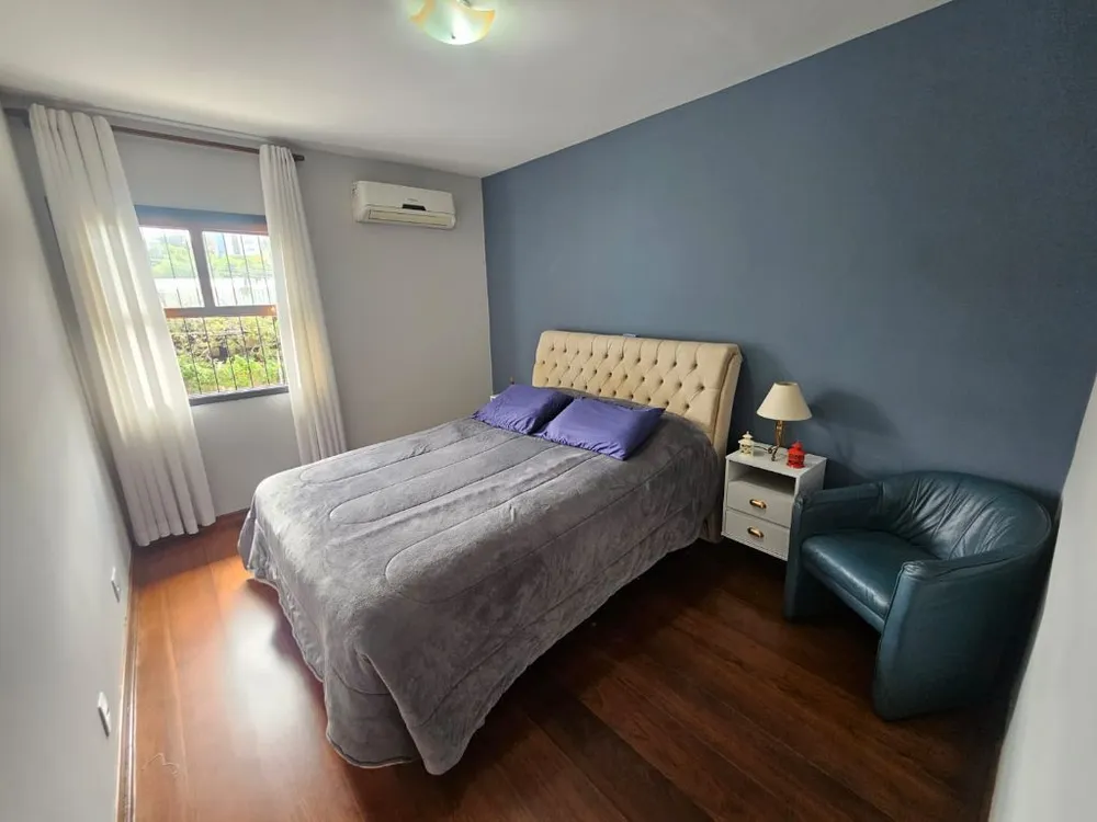 Casa, 4 quartos, 285 m² - Foto 3