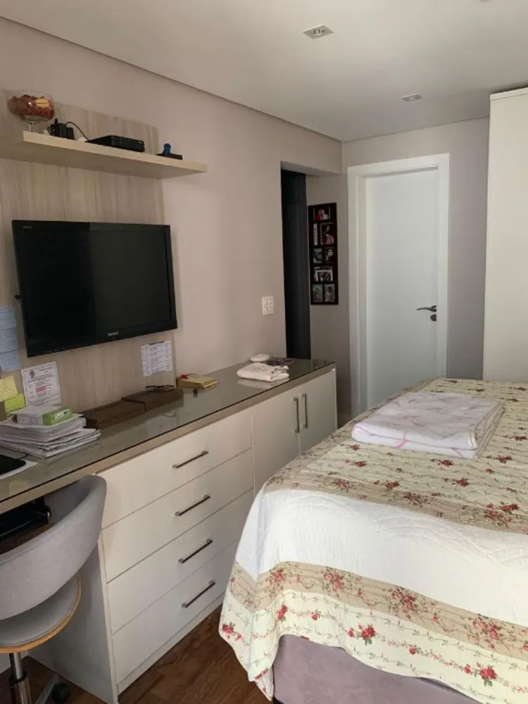 Apartamento, 3 quartos, 150 m² - Foto 2