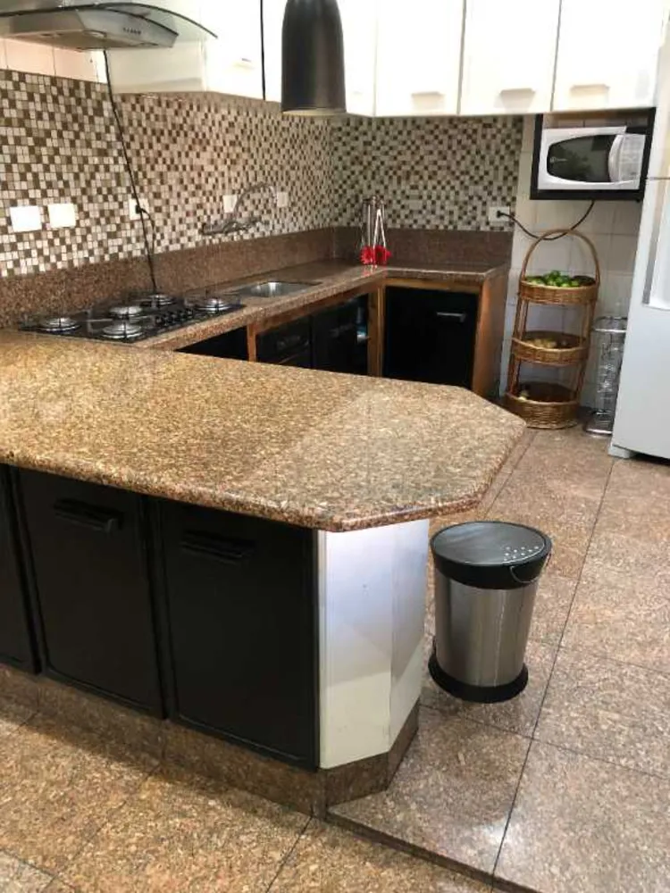 Casa, 3 quartos, 280 m² - Foto 8