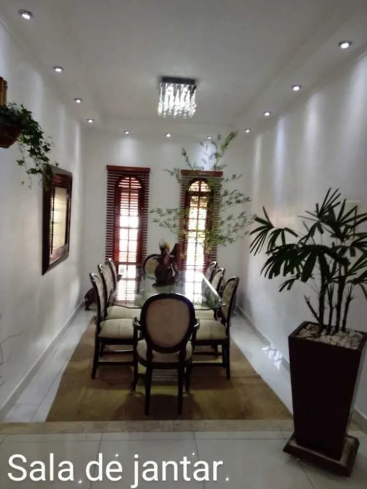 Casa, 3 quartos, 280 m² - Foto 2