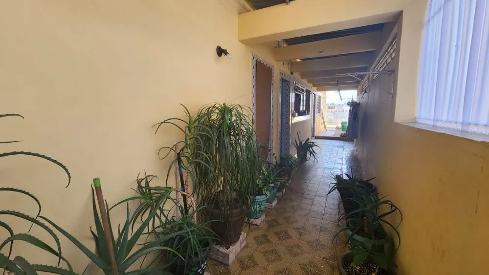 Casa, 5 quartos, 200 m² - Foto 4