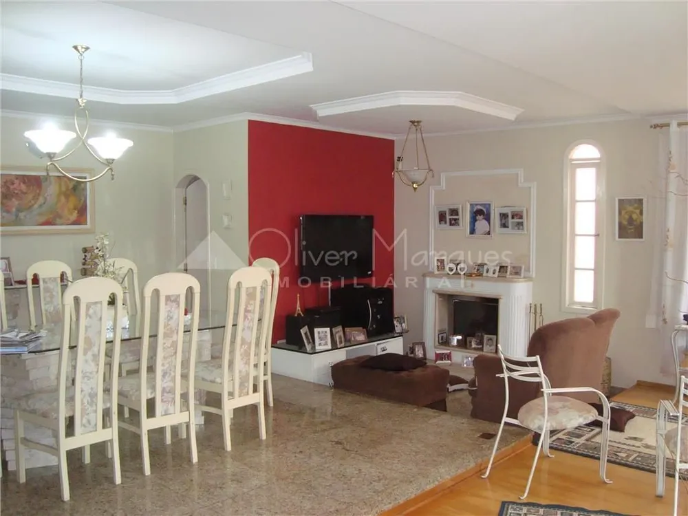 Sobrado, 4 quartos, 354 m² - Foto 1
