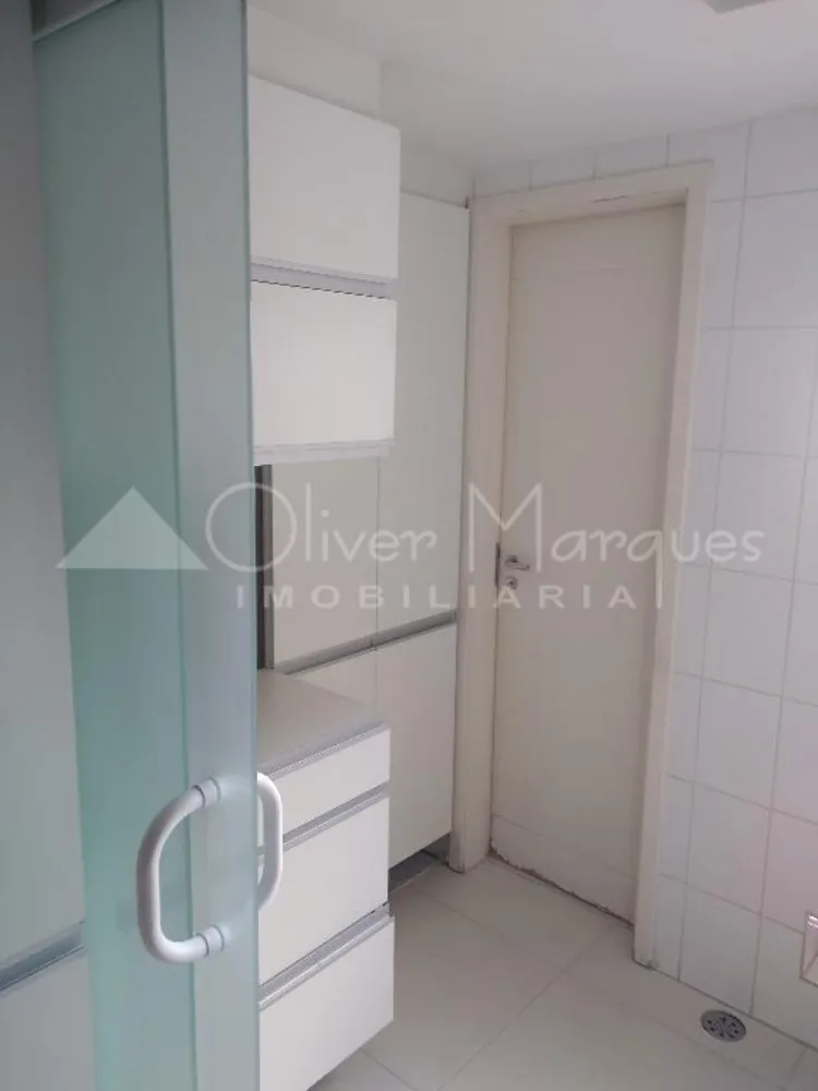 Cobertura, 3 quartos, 233 m² - Foto 2