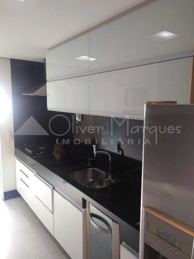 Cobertura, 3 quartos, 233 m² - Foto 6