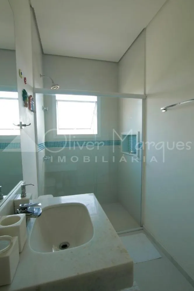 Sobrado, 5 quartos, 600 m² - Foto 1
