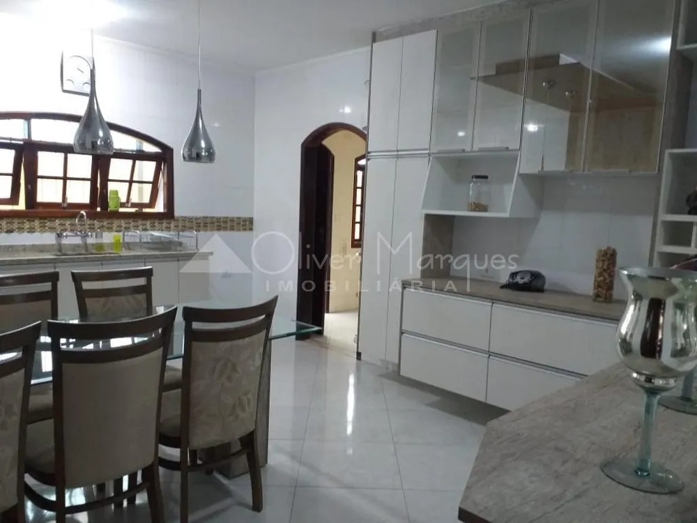 Sobrado, 4 quartos, 319 m² - Foto 5