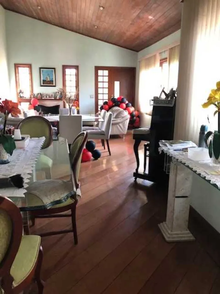 Casa, 5 quartos, 290 m² - Foto 3