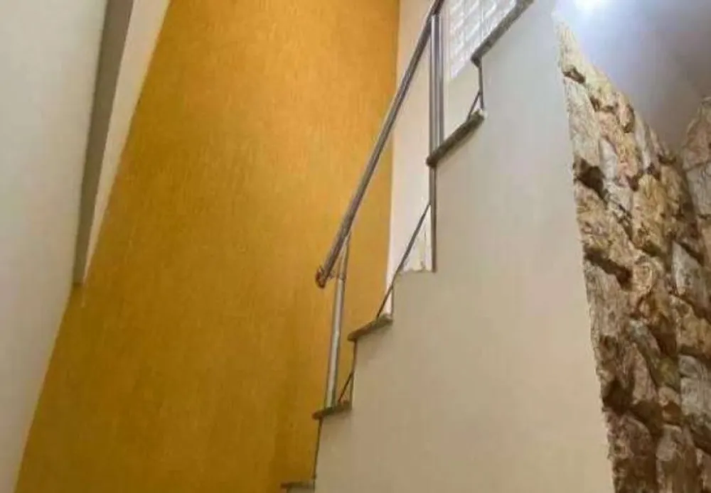 Casa, 5 quartos, 245 m² - Foto 3