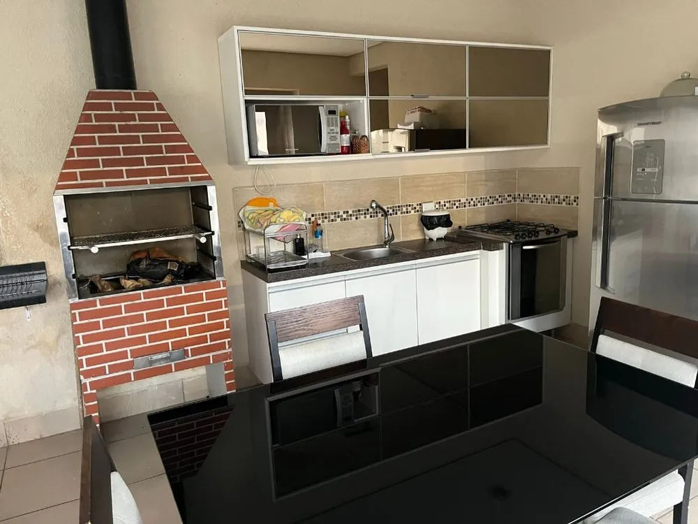 Sobrado, 4 quartos, 194 m² - Foto 1