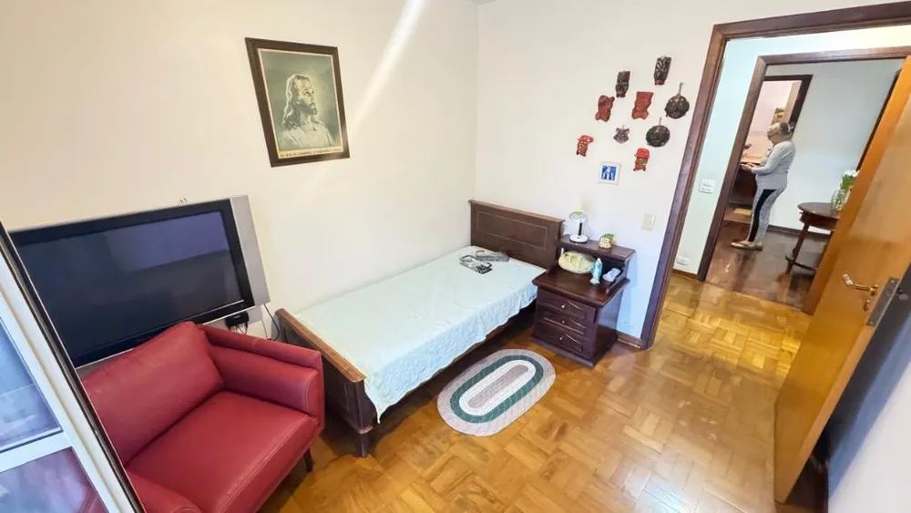 Casa, 4 quartos, 250 m² - Foto 9
