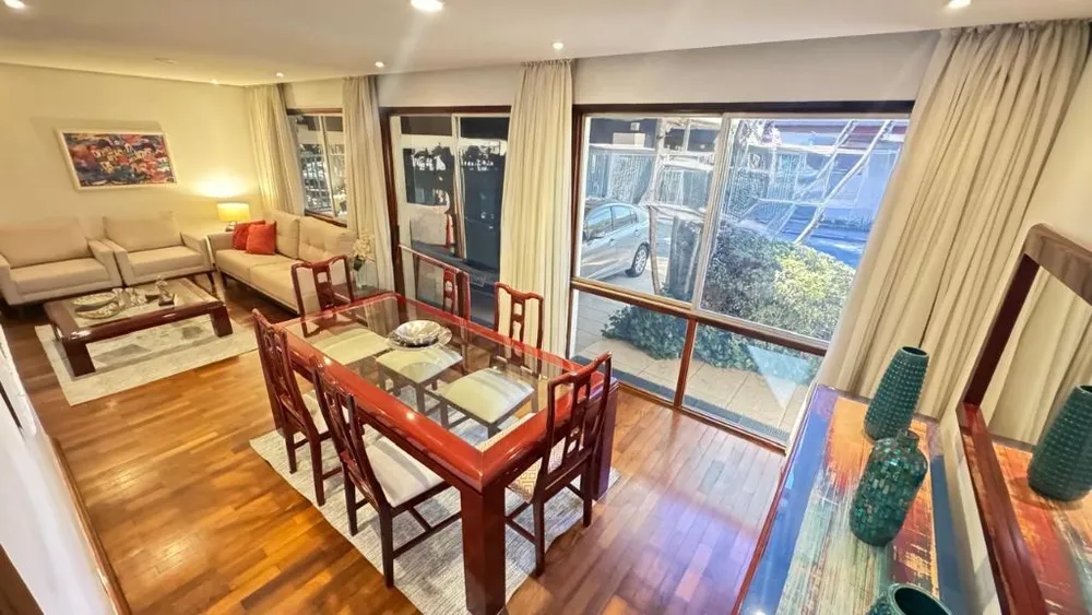 Casa, 4 quartos, 250 m² - Foto 1