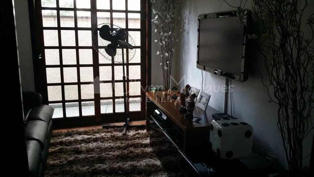 Casa, 3 quartos, 232 m² - Foto 2