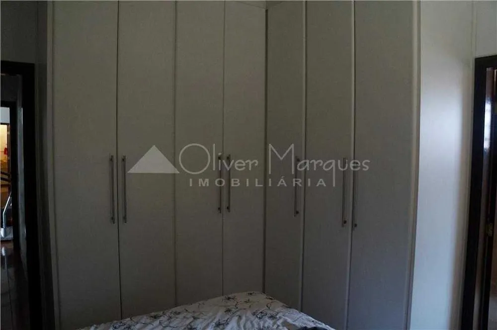 Casa, 3 quartos, 232 m² - Foto 5