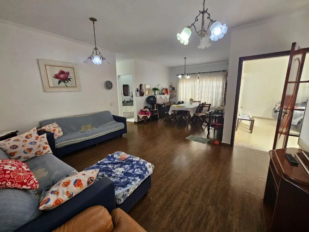 Casa, 3 quartos, 176 m² - Foto 1