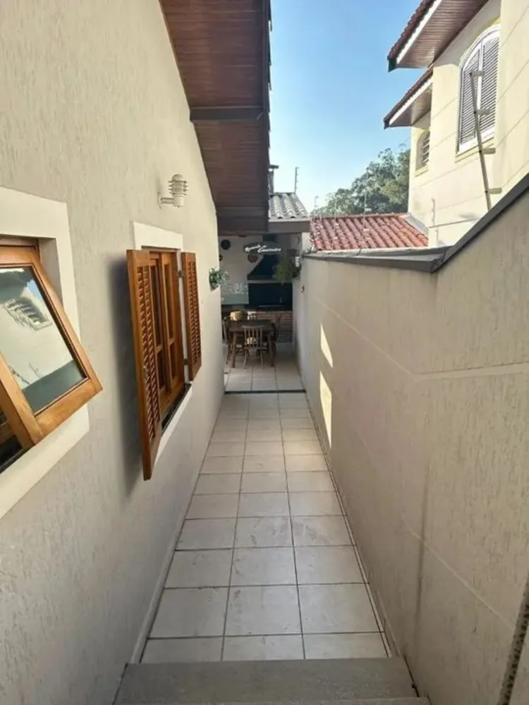 Casa, 3 quartos, 200 m² - Foto 1