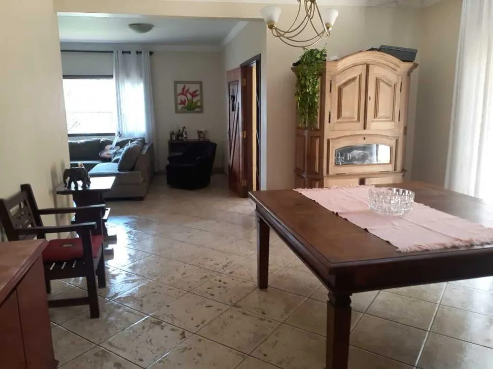 Casa, 3 quartos, 270 m² - Foto 10