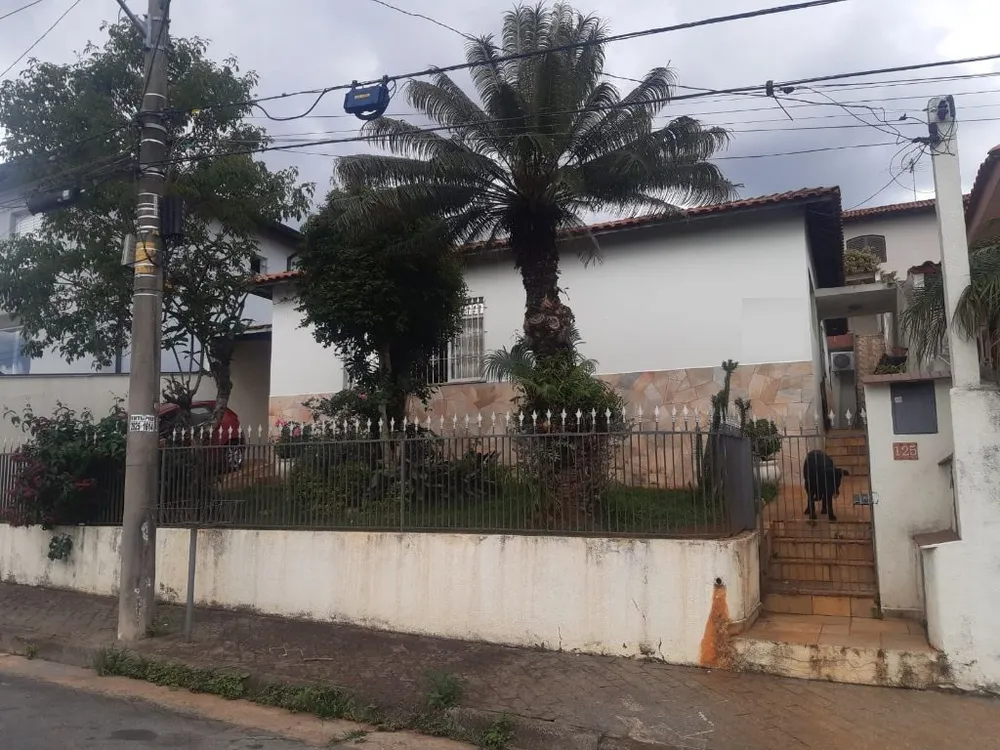 Casa, 3 quartos, 200 m² - Foto 1