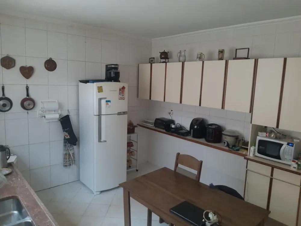 Casa, 3 quartos, 200 m² - Foto 6
