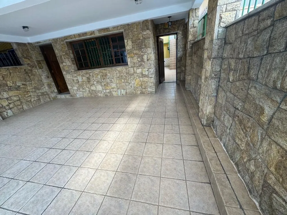 Sobrado, 3 quartos, 180 m² - Foto 1