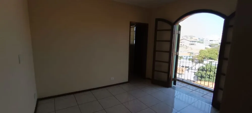 Casa, 3 quartos, 310 m² - Foto 8