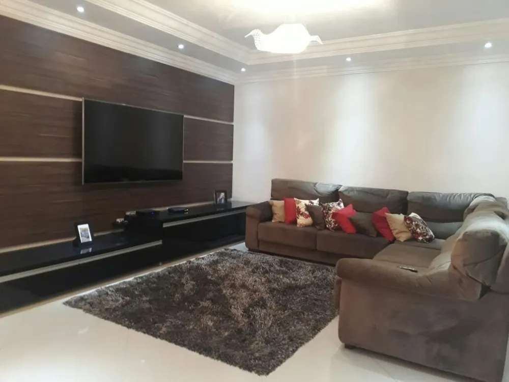 Sobrado, 3 quartos, 400 m² - Foto 1