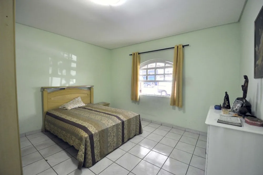 Casa, 7 quartos, 325 m² - Foto 4