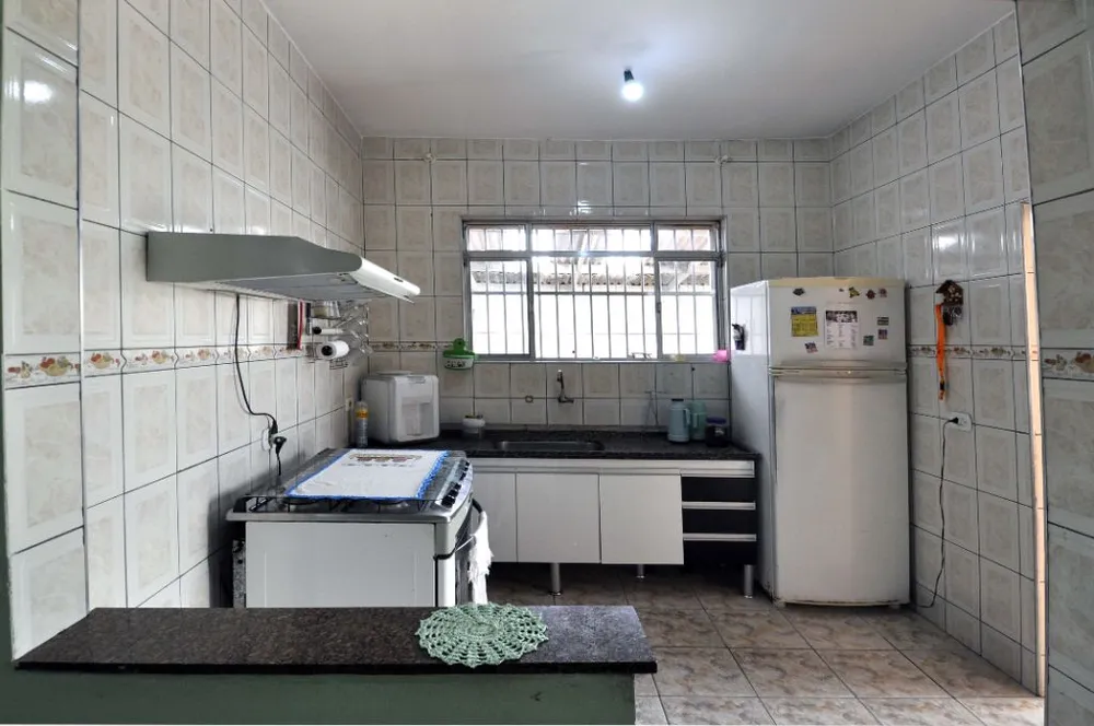 Casa, 7 quartos, 325 m² - Foto 2