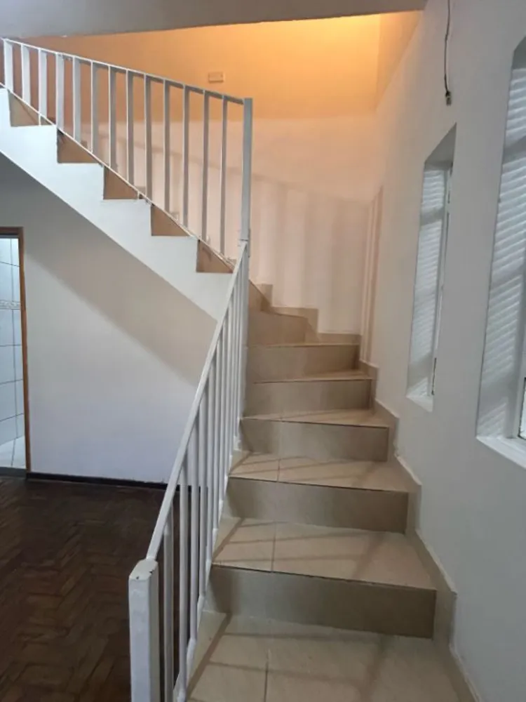 Sobrado, 3 quartos, 200 m² - Foto 2