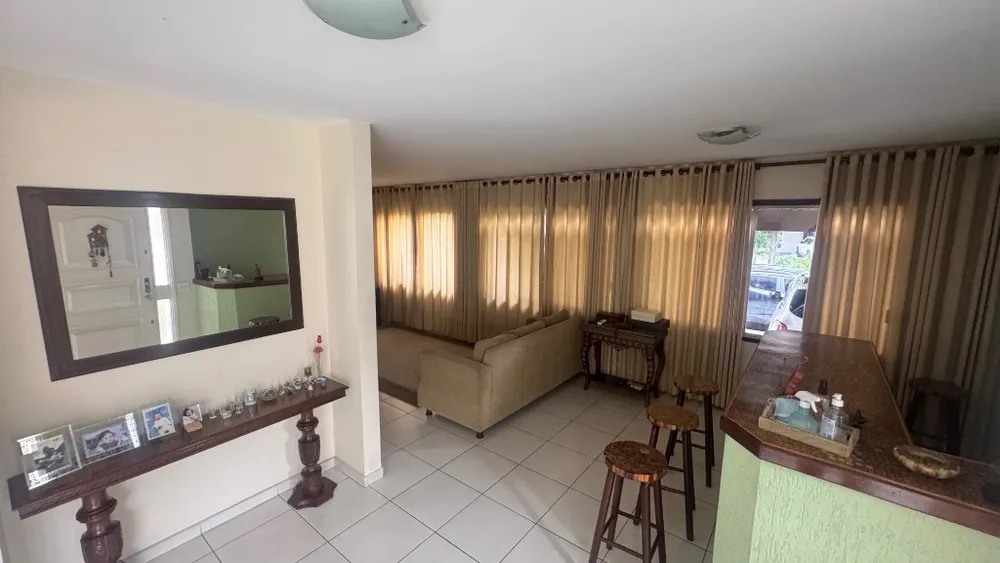 Casa, 4 quartos, 268 m² - Foto 3
