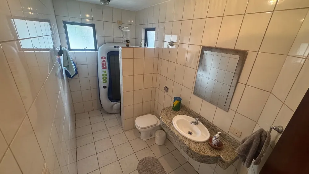 Casa, 4 quartos, 268 m² - Foto 1