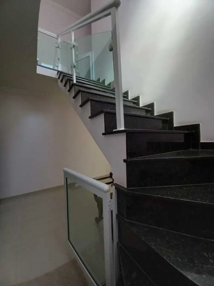 Sobrado, 3 quartos, 240 m² - Foto 8